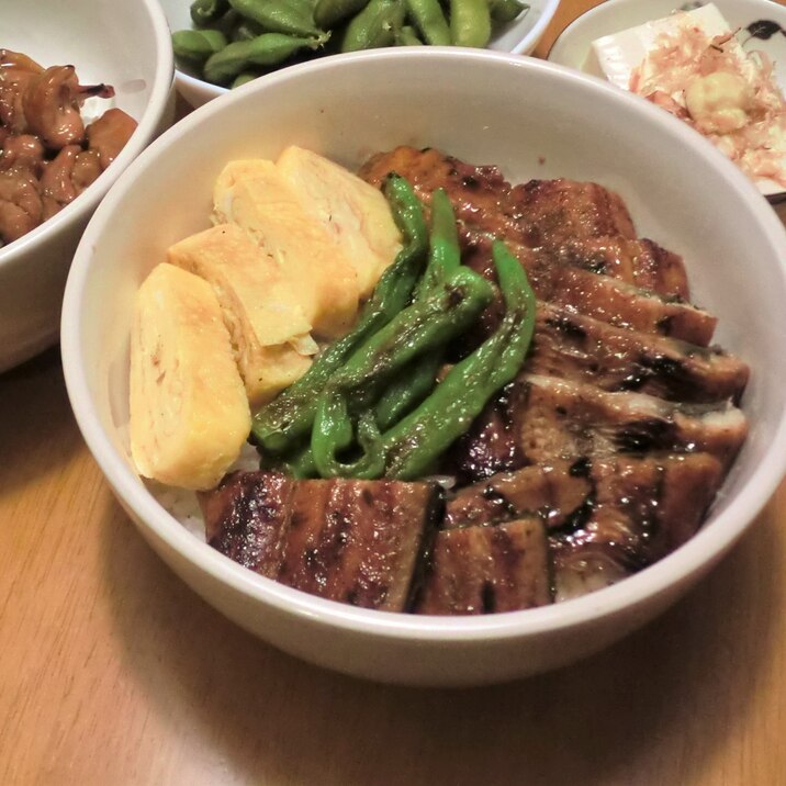 土用の丑の日★うな玉丼＆焼き鳥丼